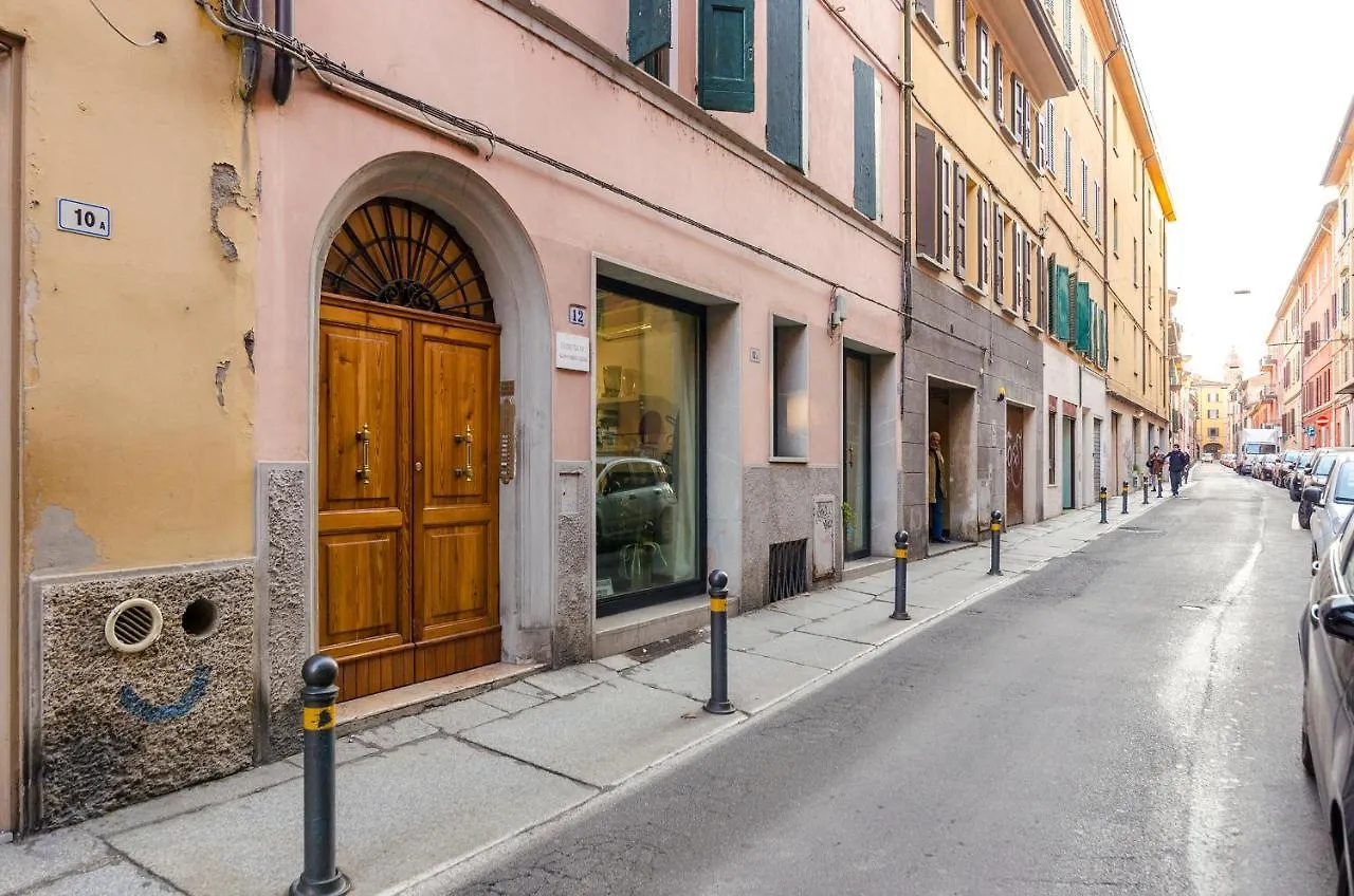 Апартаменты Casa Rialto, In Centro Storico Болонья 0*,  Италия